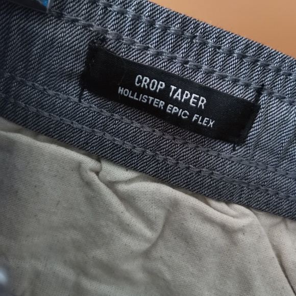 HOLLISTER Epic Flex Crop Taper Pants  - NWT (S) - Picture 11 of 12